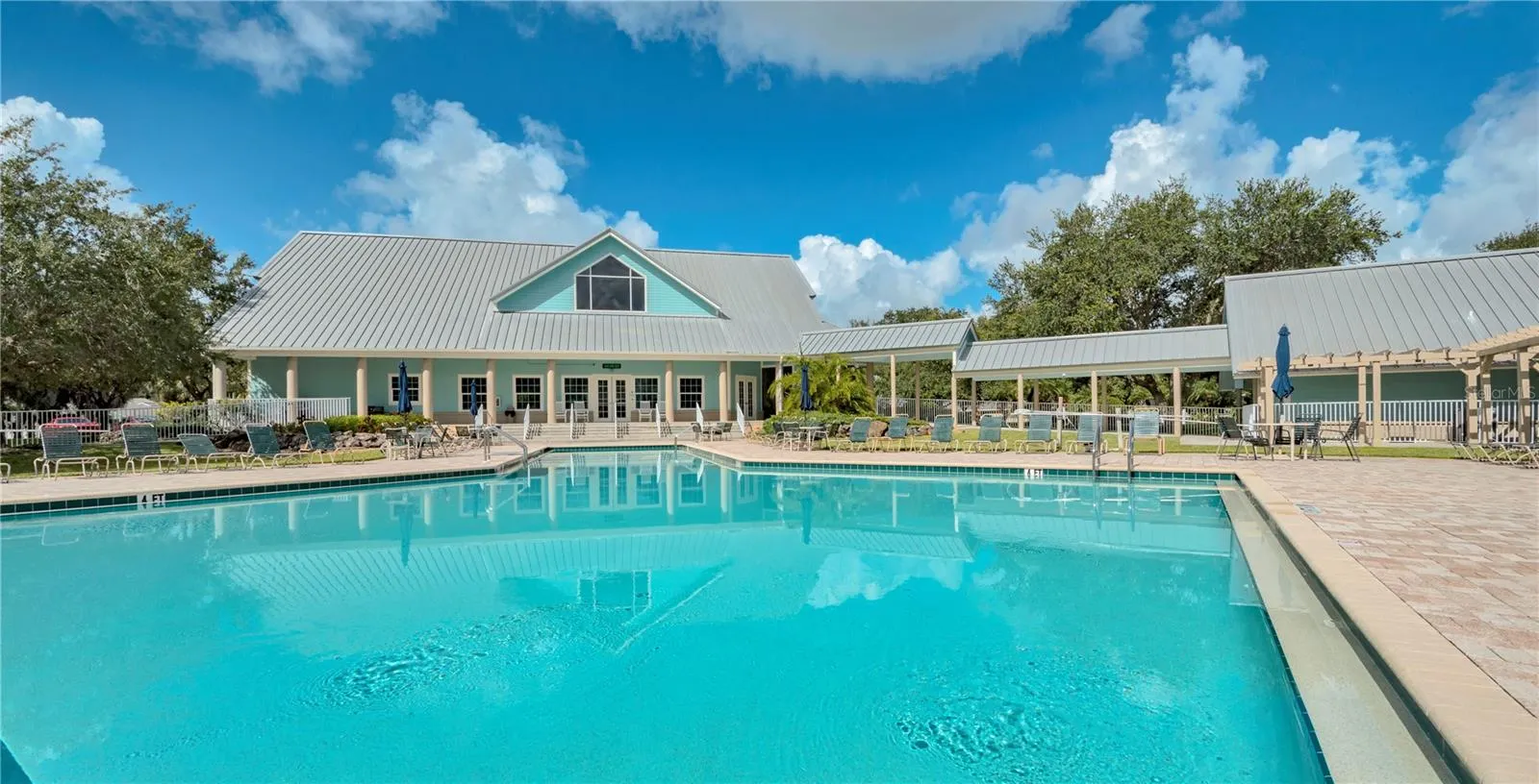 1256 GREEN OAK TRL