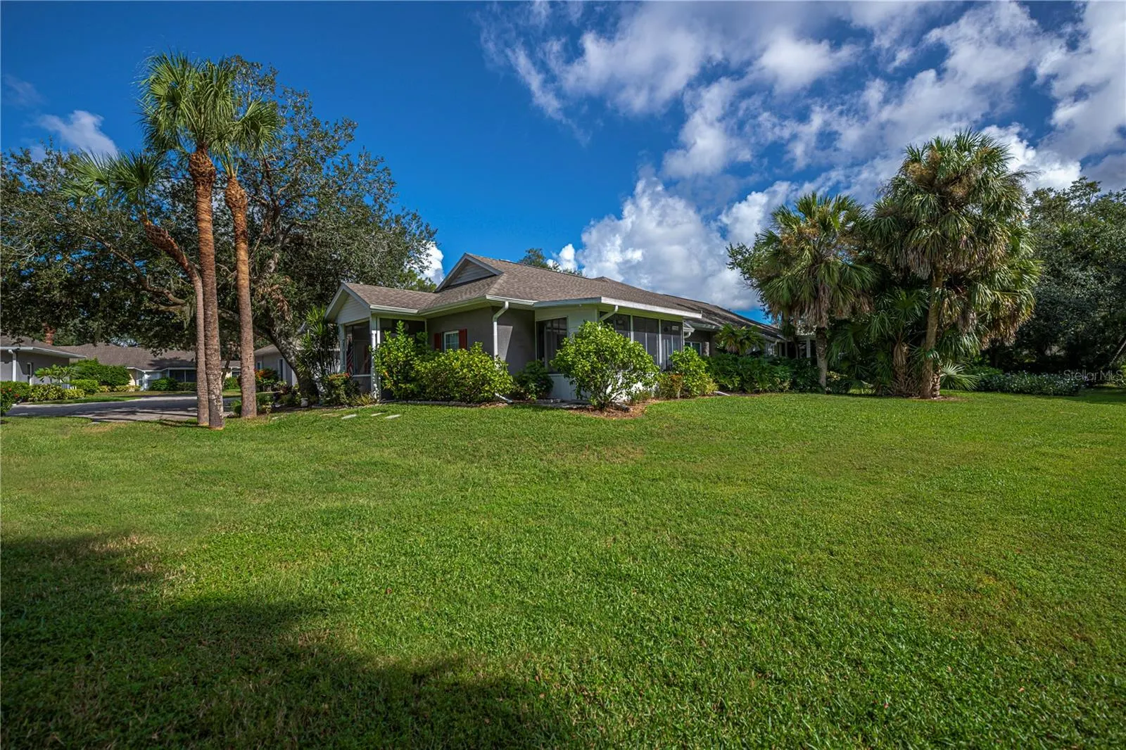 1256 GREEN OAK TRL