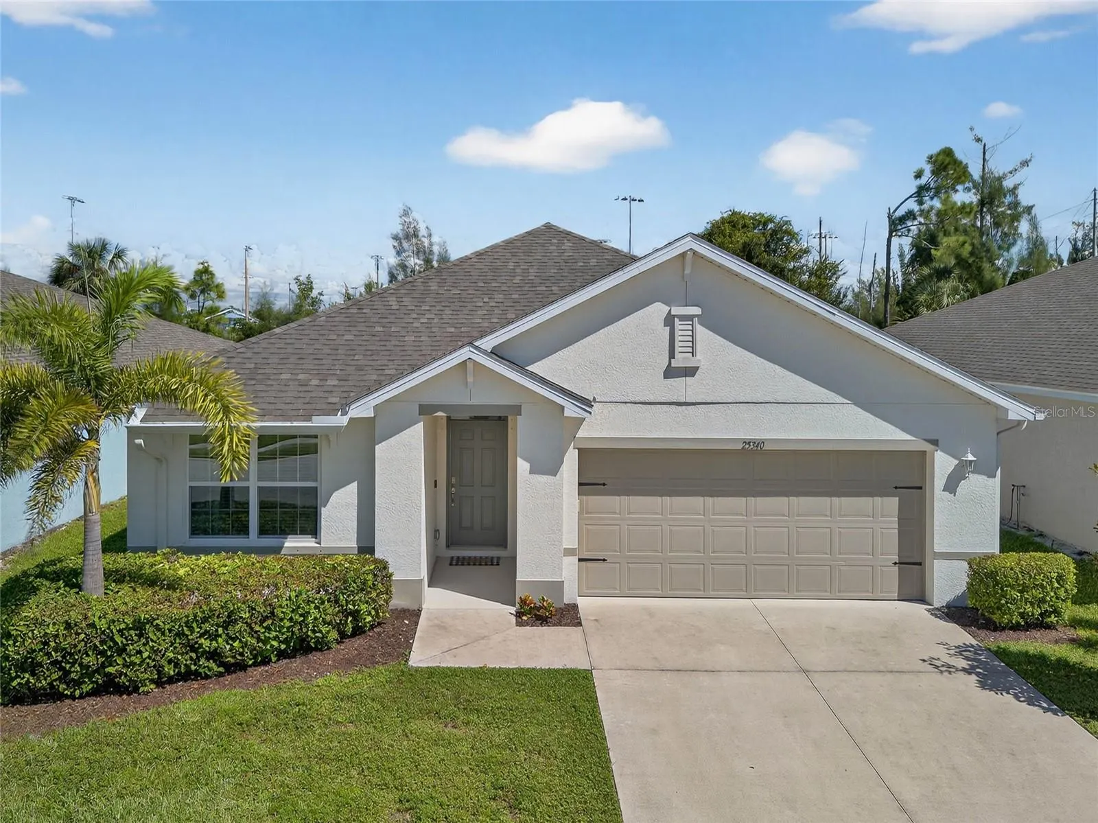 25340 E LENOX CIR