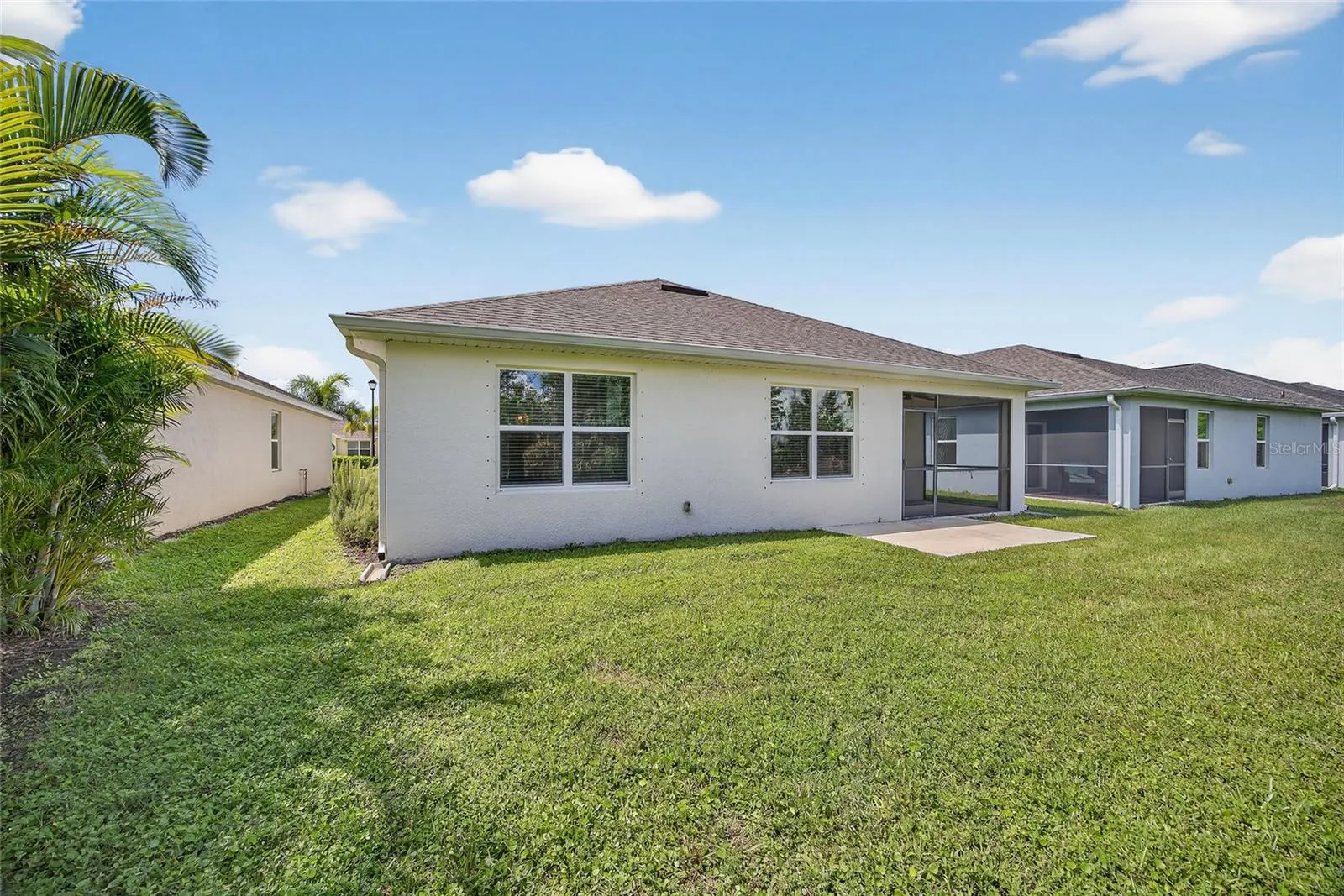 25340 E LENOX CIR