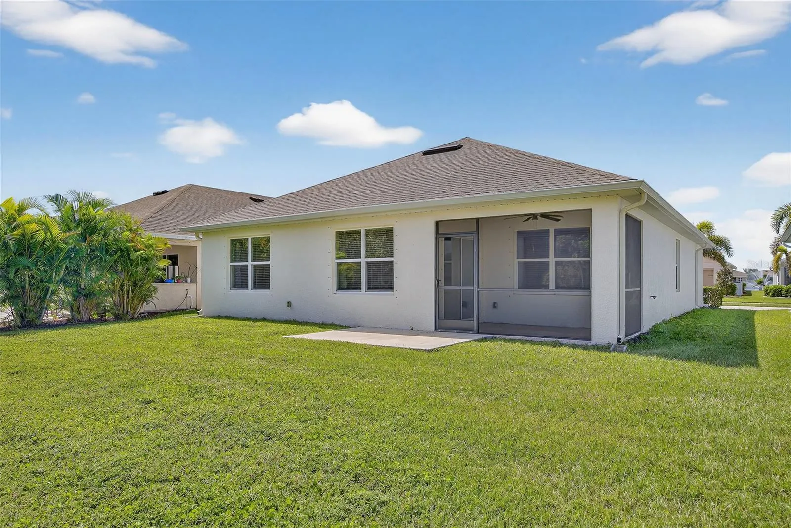 25340 E LENOX CIR