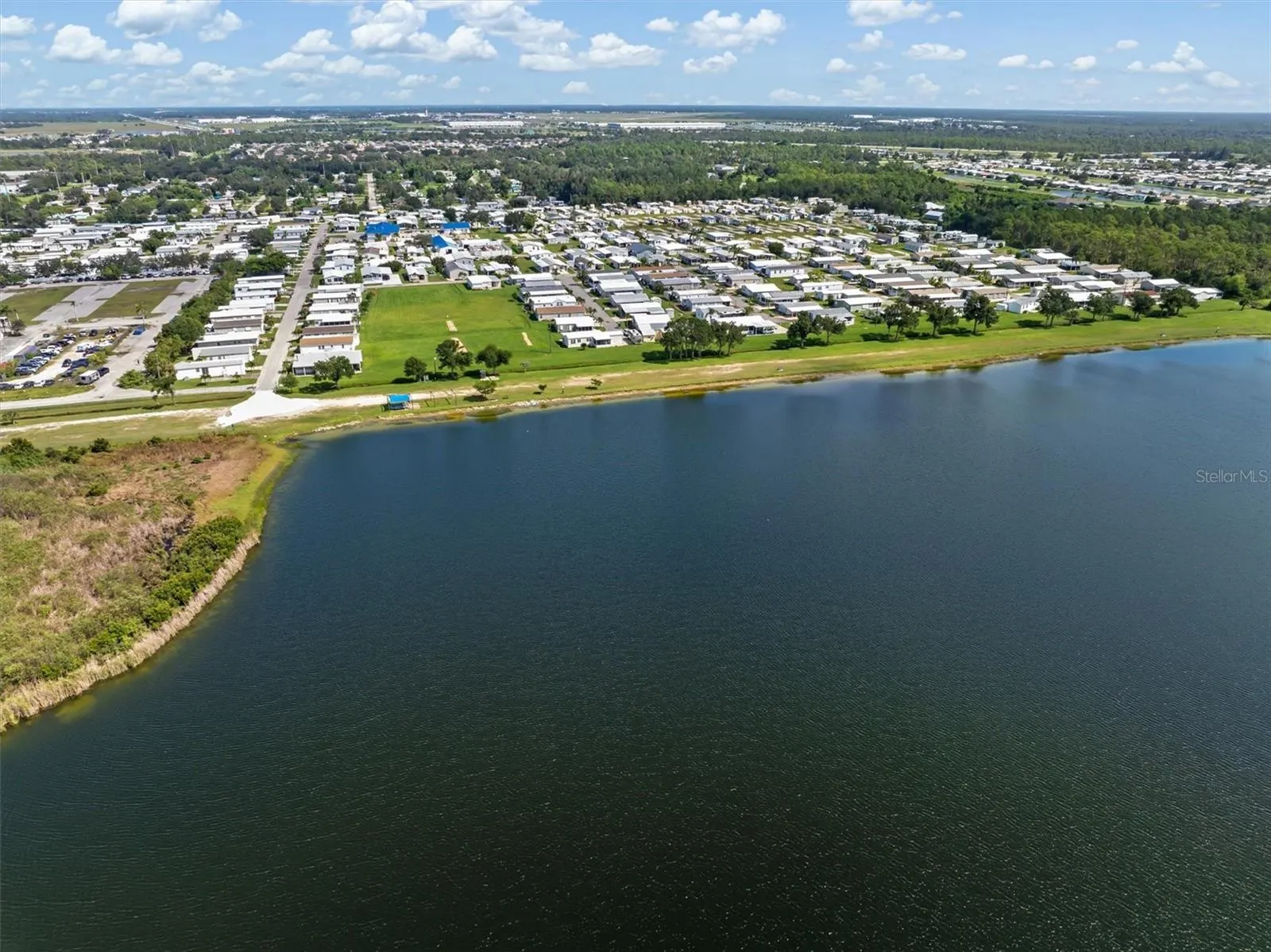 176 W MANATEE LOOP