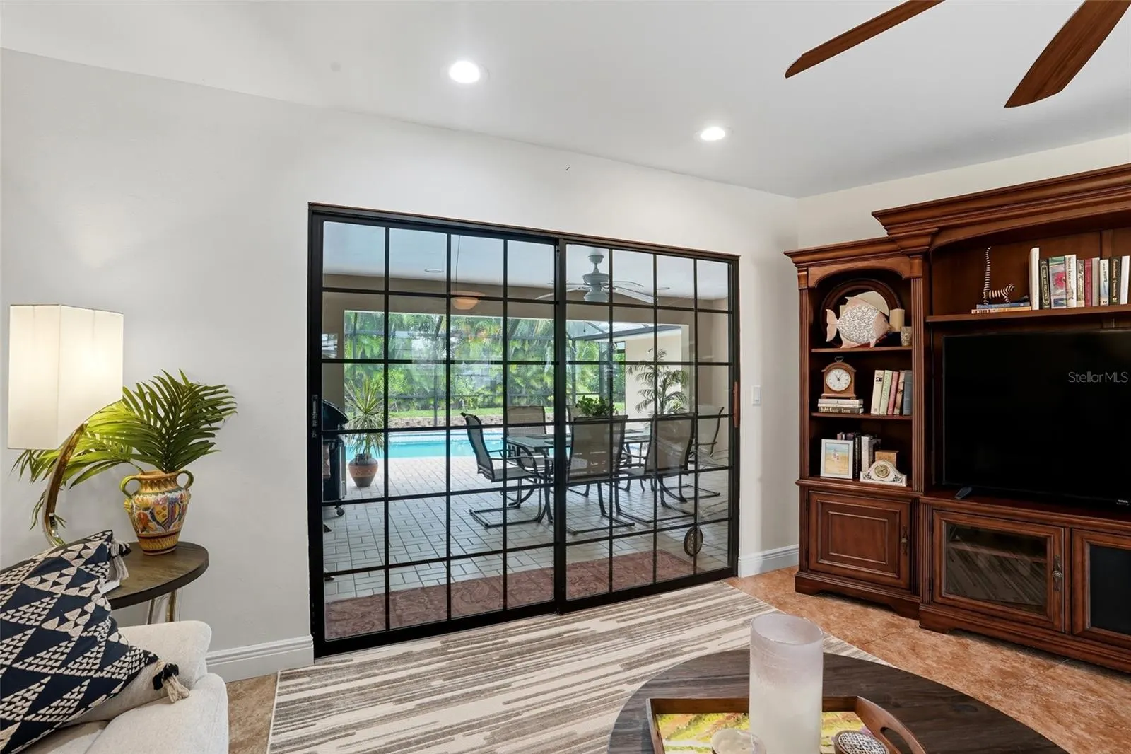 683 ASTARIAS CIR