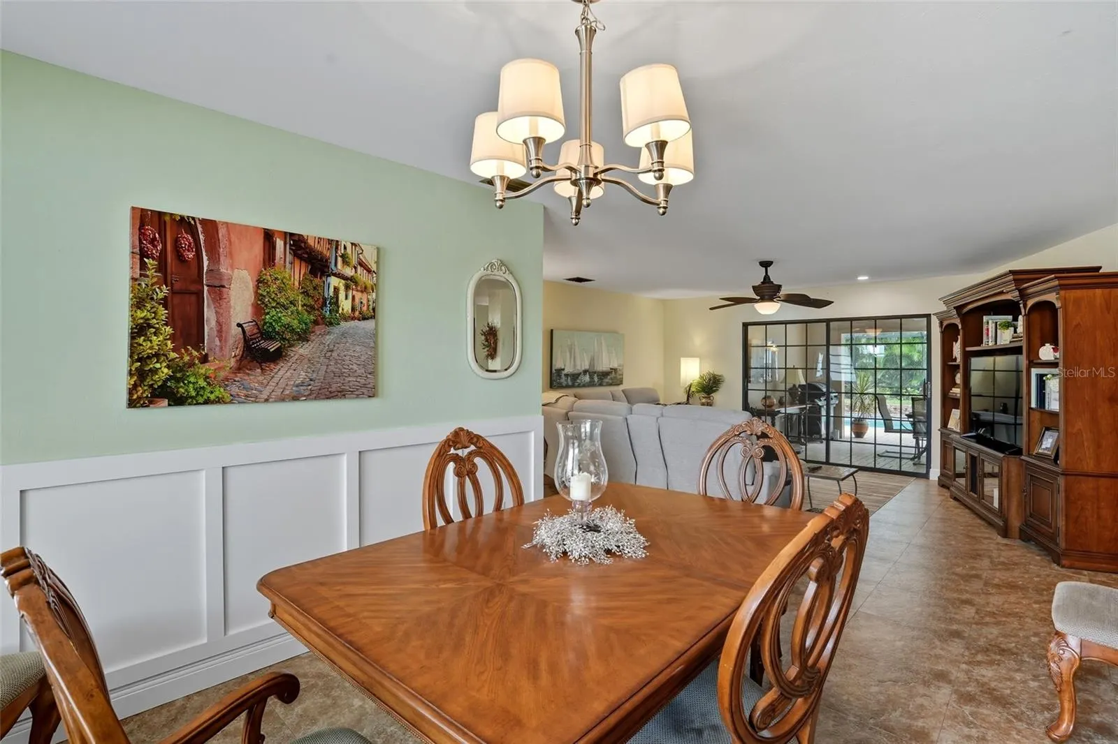 683 ASTARIAS CIR