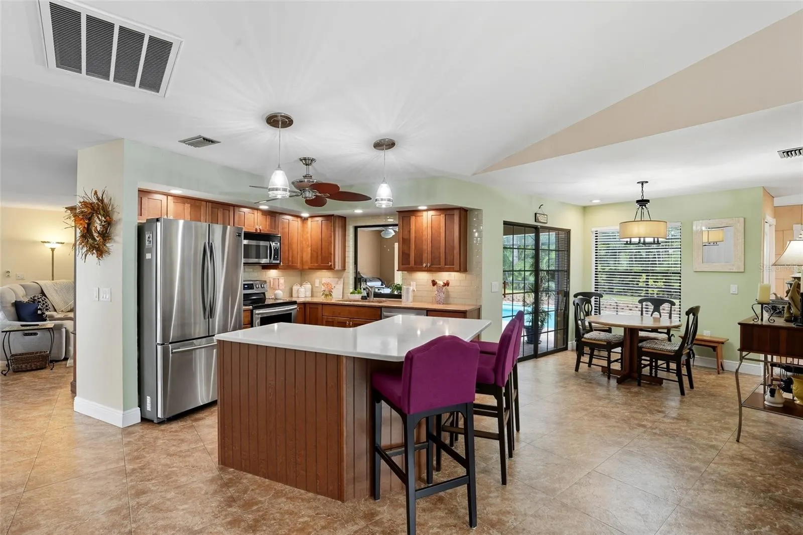 683 ASTARIAS CIR