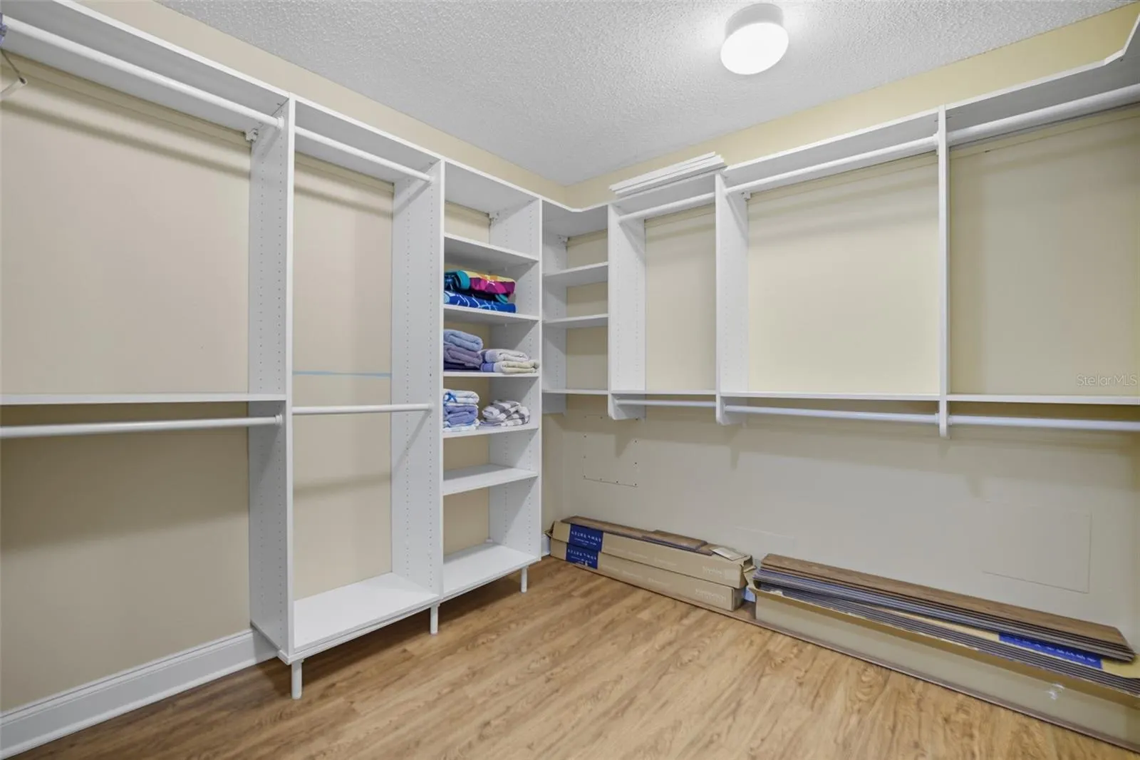 3260 SOUTHSHORE DR #63A, #63A