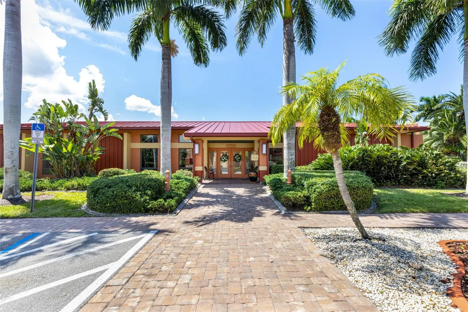 3260 SOUTHSHORE DR #63A, #63A