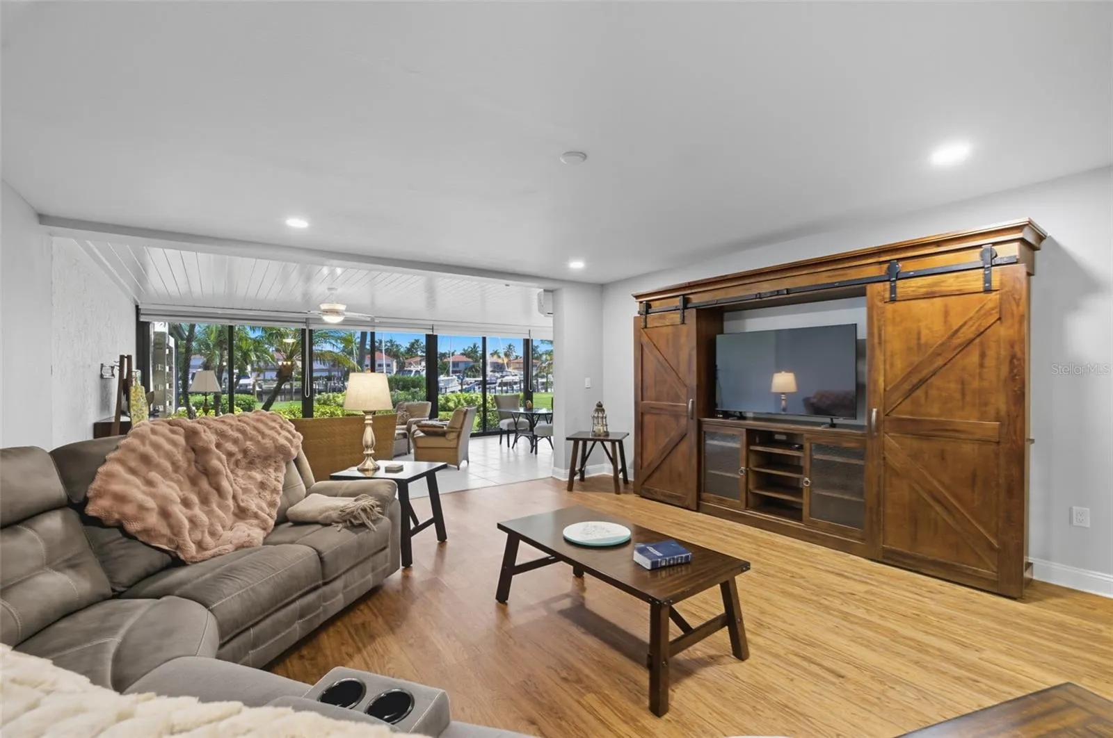 3260 SOUTHSHORE DR #63A, #63A