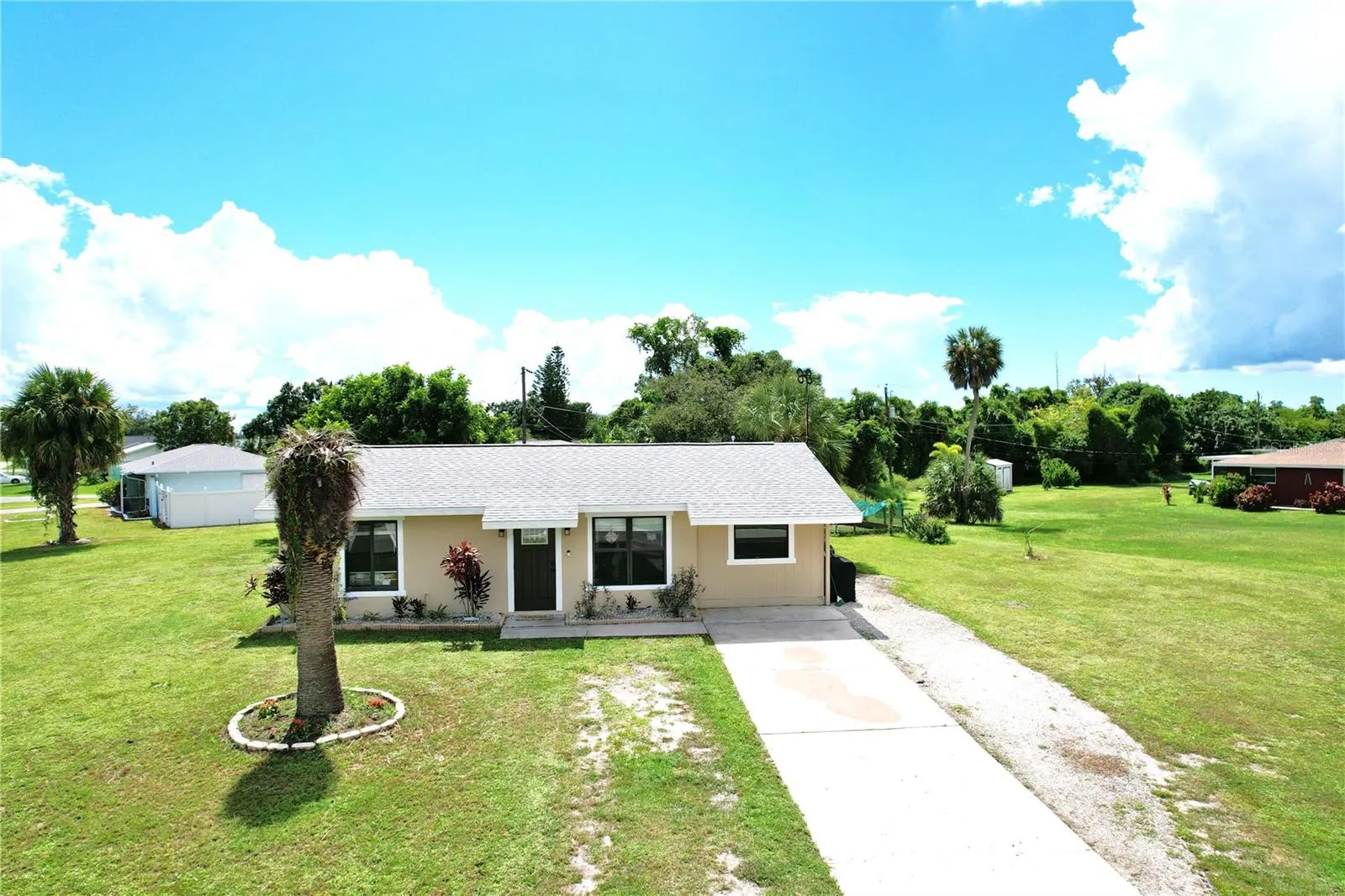 1087 REED TER NW