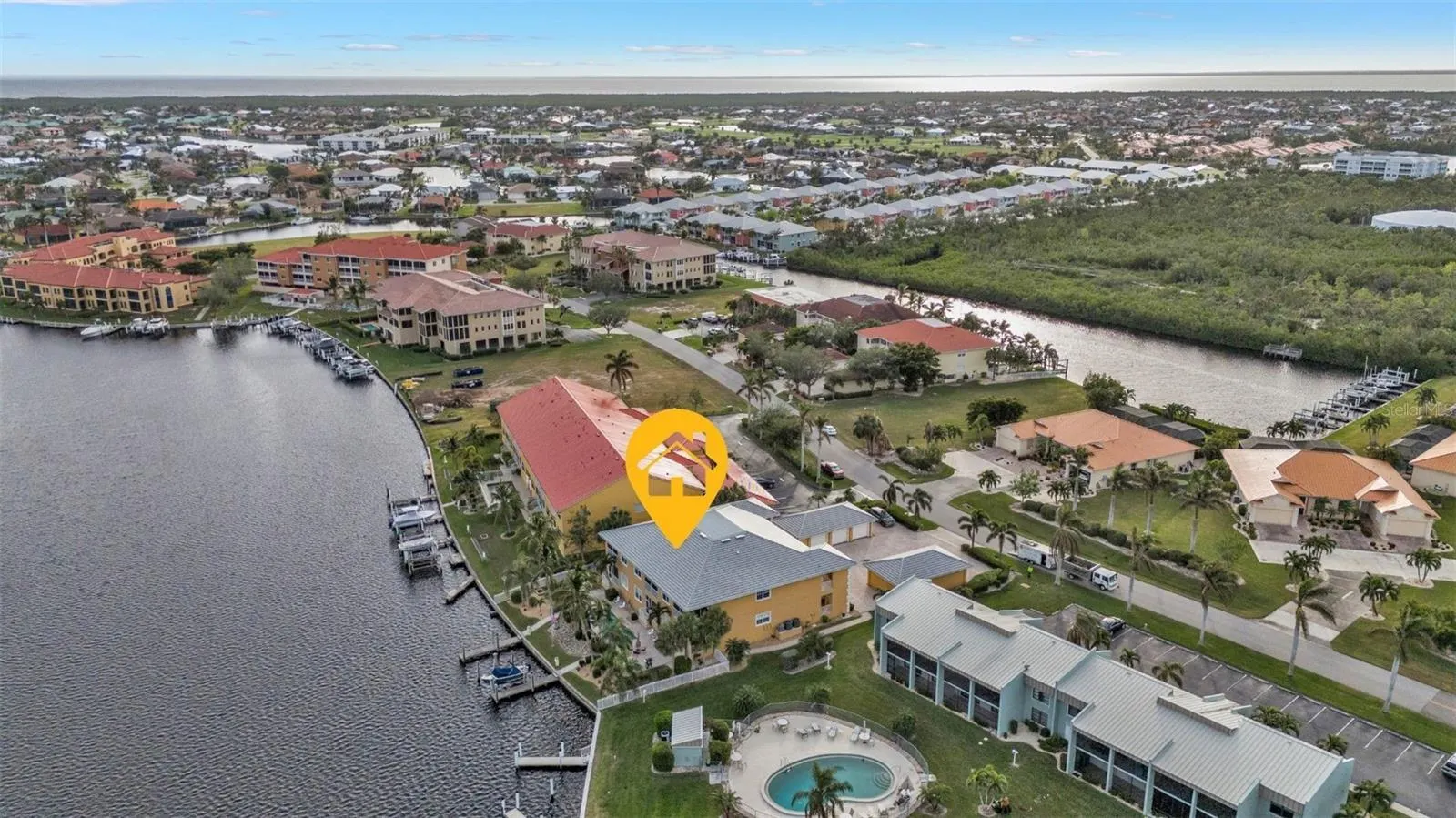 3216 PURPLE MARTIN DR #122, #122