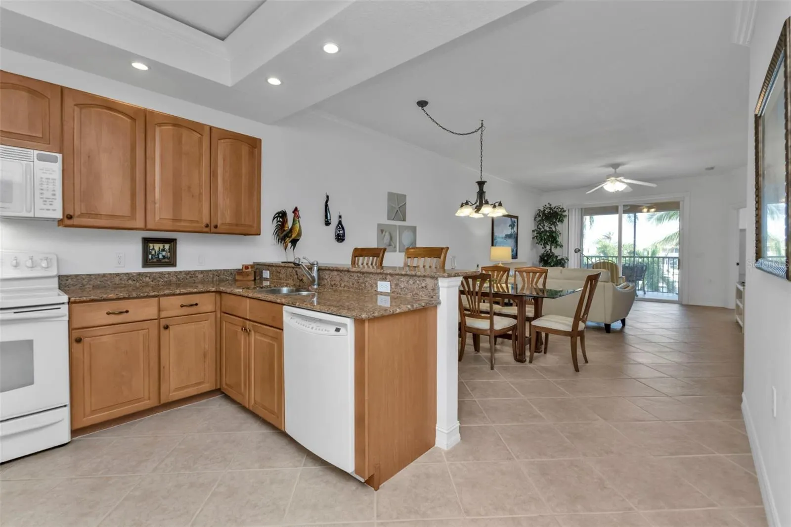 3216 PURPLE MARTIN DR #122, #122
