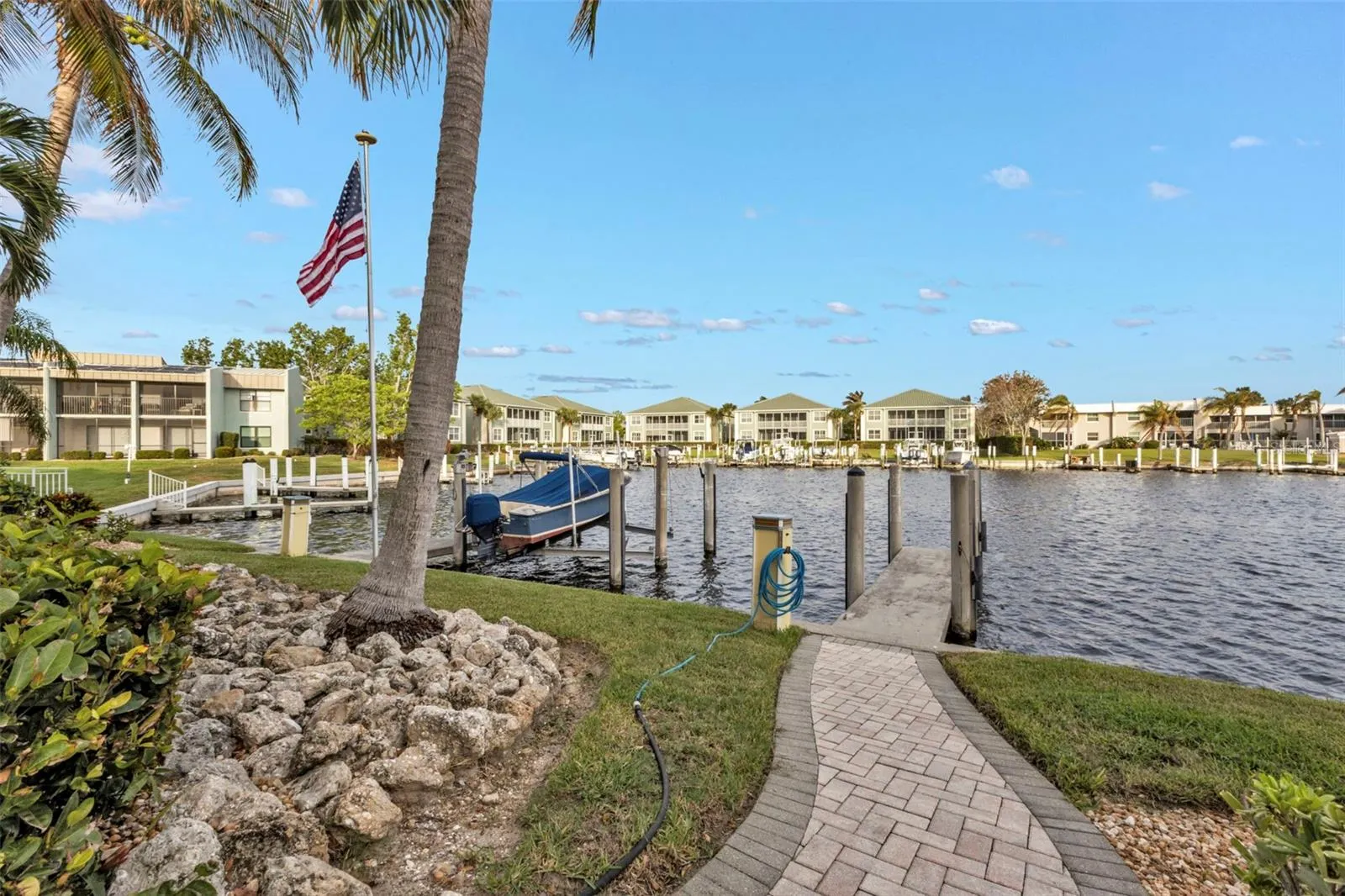 3216 PURPLE MARTIN DR #122, #122