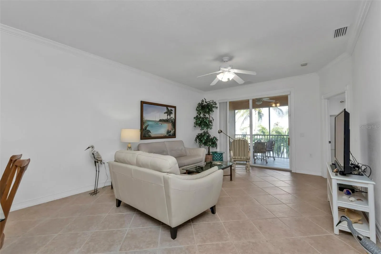 3216 PURPLE MARTIN DR #122, #122