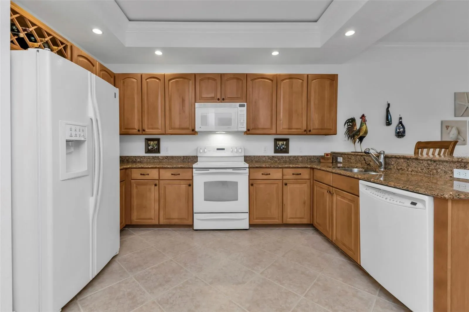 3216 PURPLE MARTIN DR #122, #122
