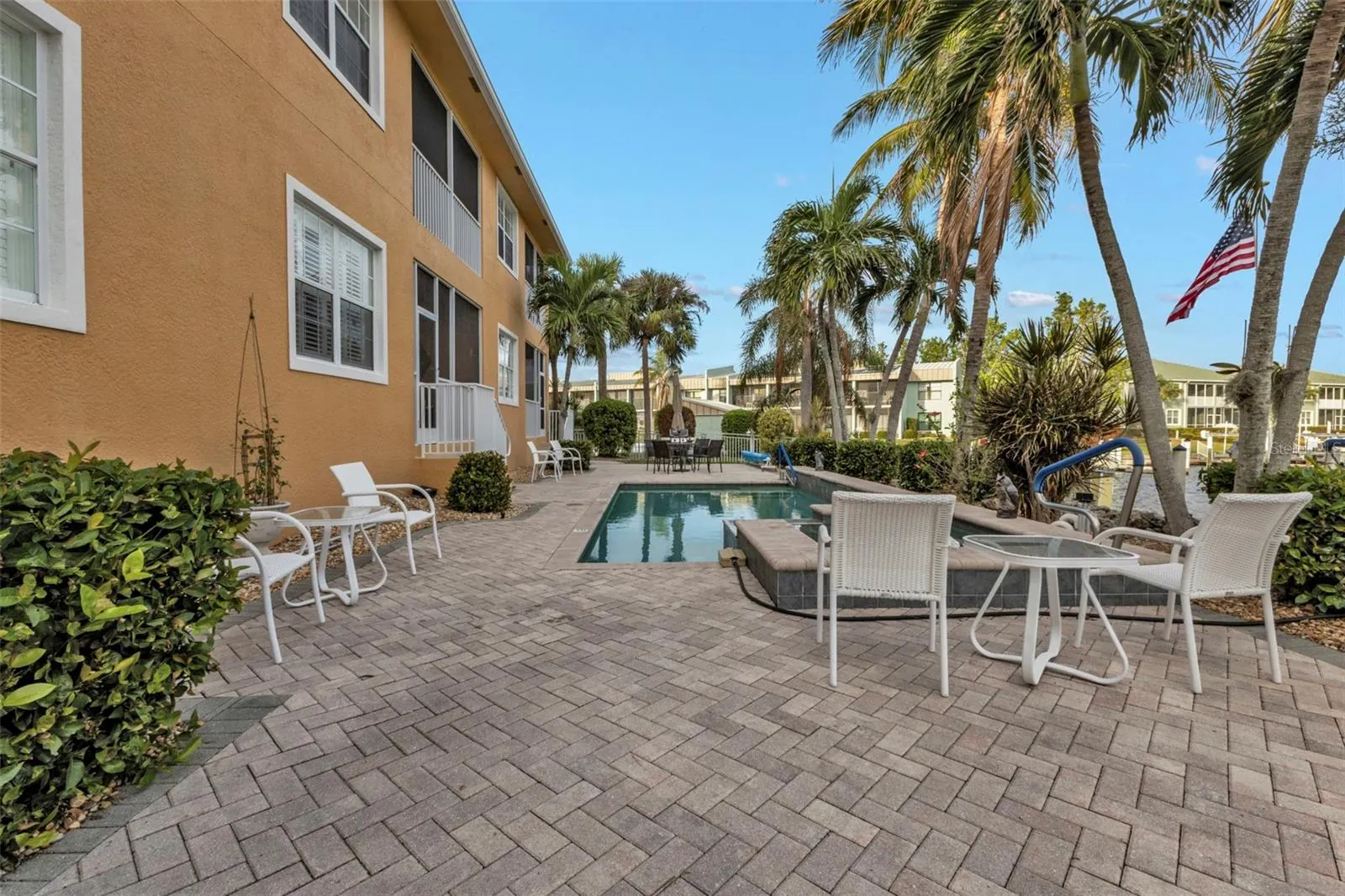 3216 PURPLE MARTIN DR #122, #122