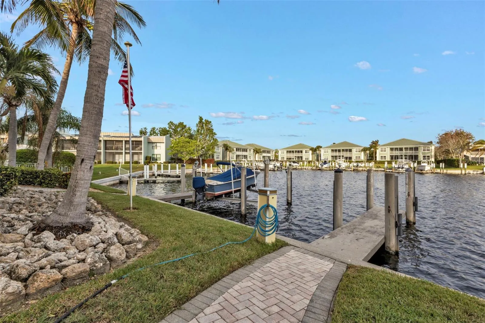 3216 PURPLE MARTIN DR #122, #122