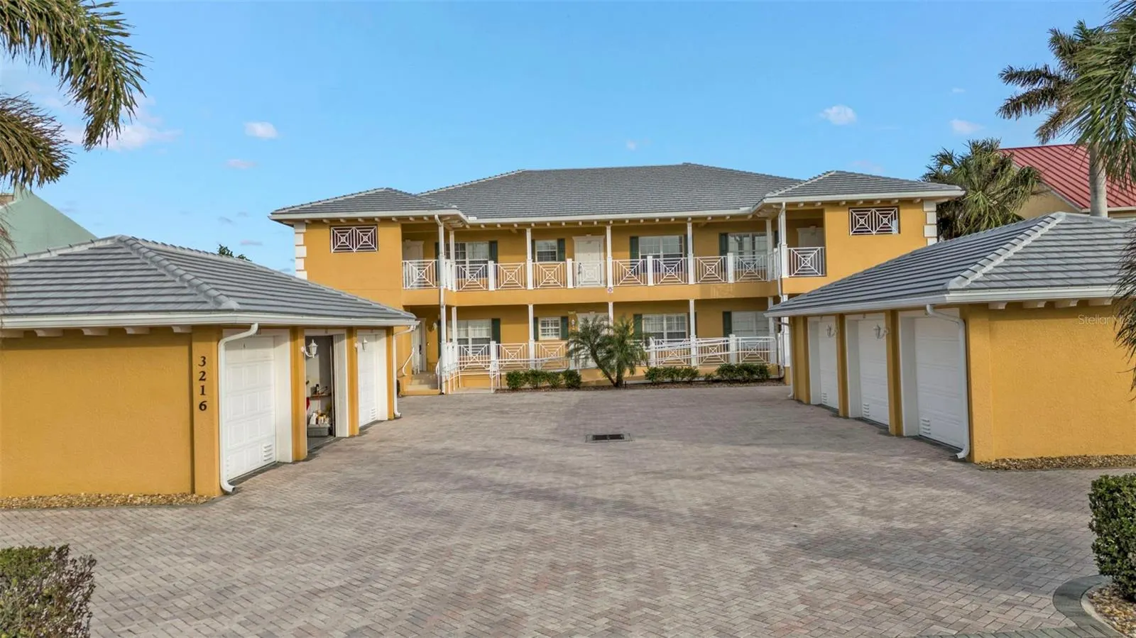 3216 PURPLE MARTIN DR #122, #122