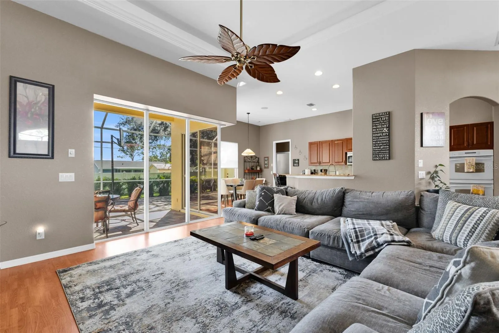 1170 PEPPERTREE LN
