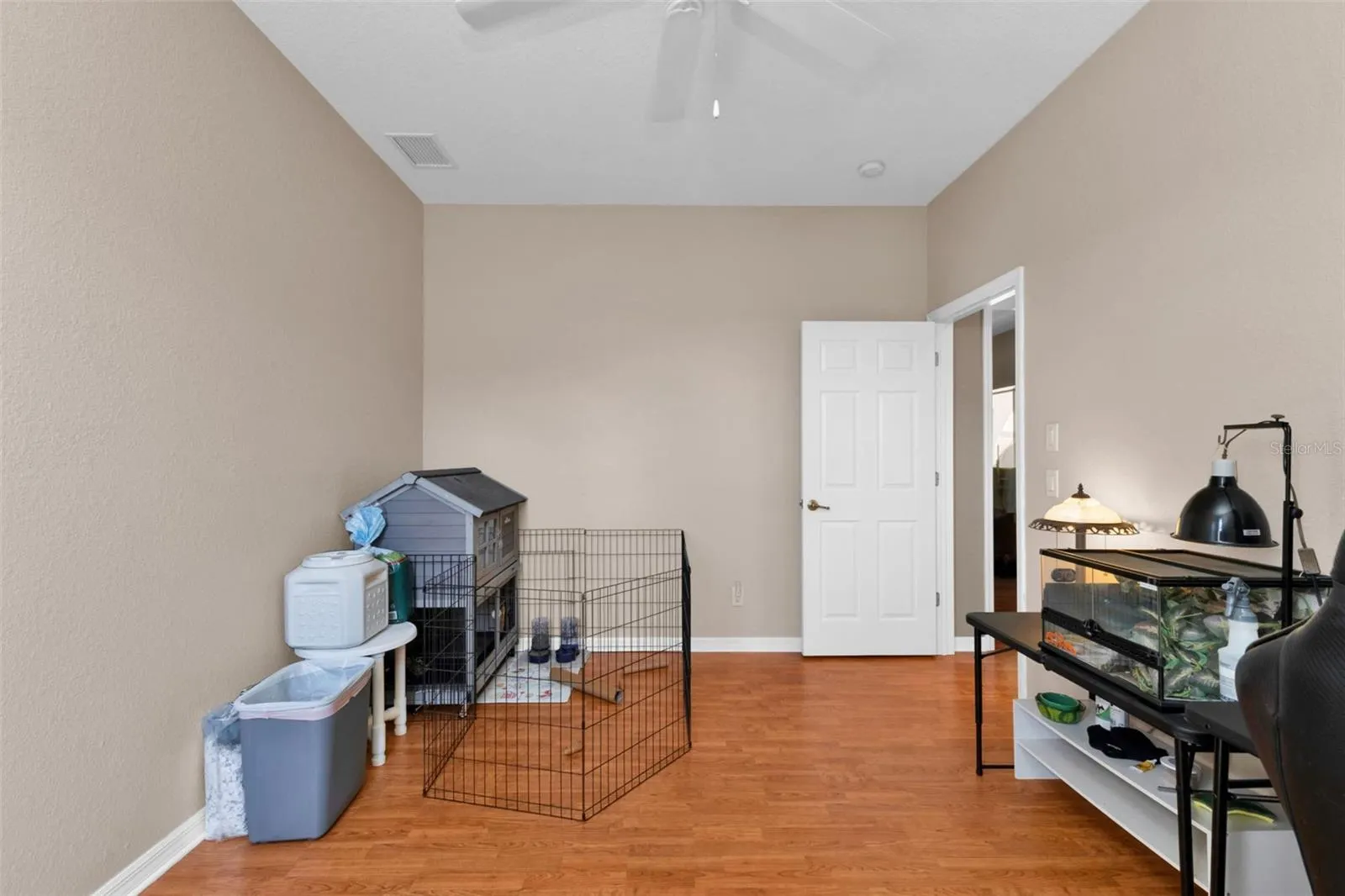 1170 PEPPERTREE LN