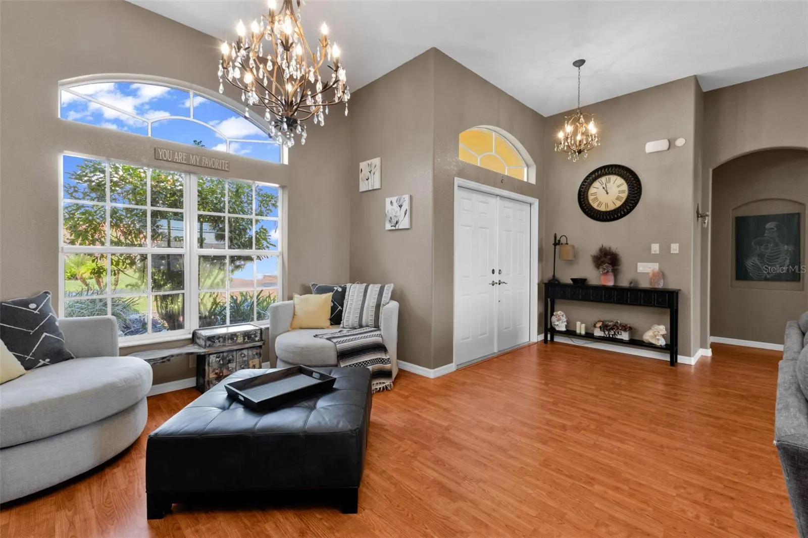 1170 PEPPERTREE LN