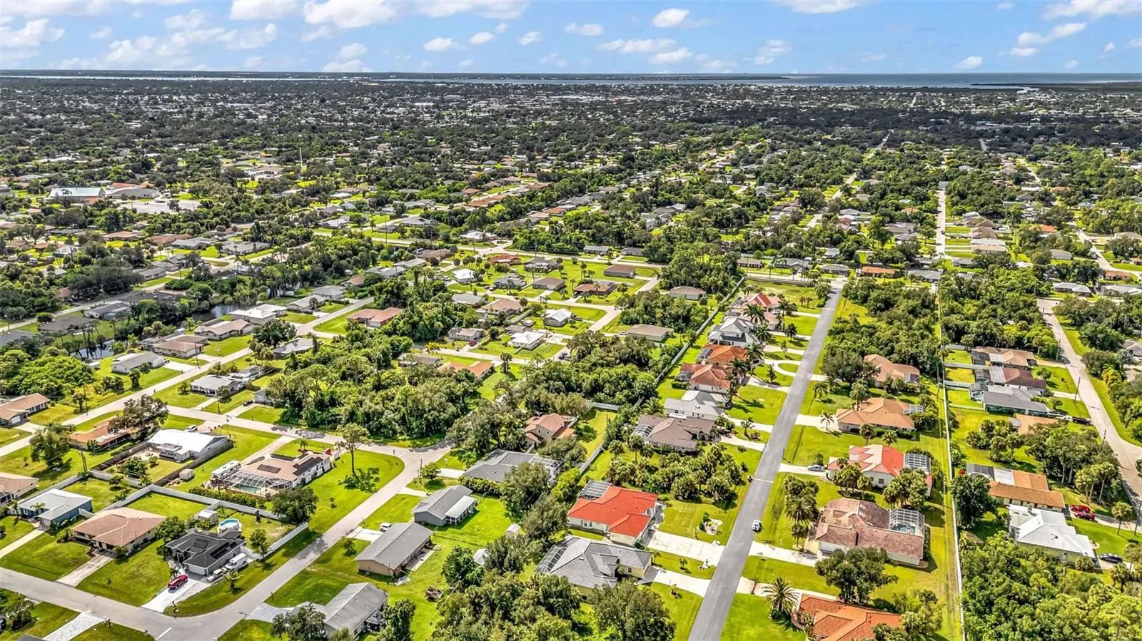1170 PEPPERTREE LN