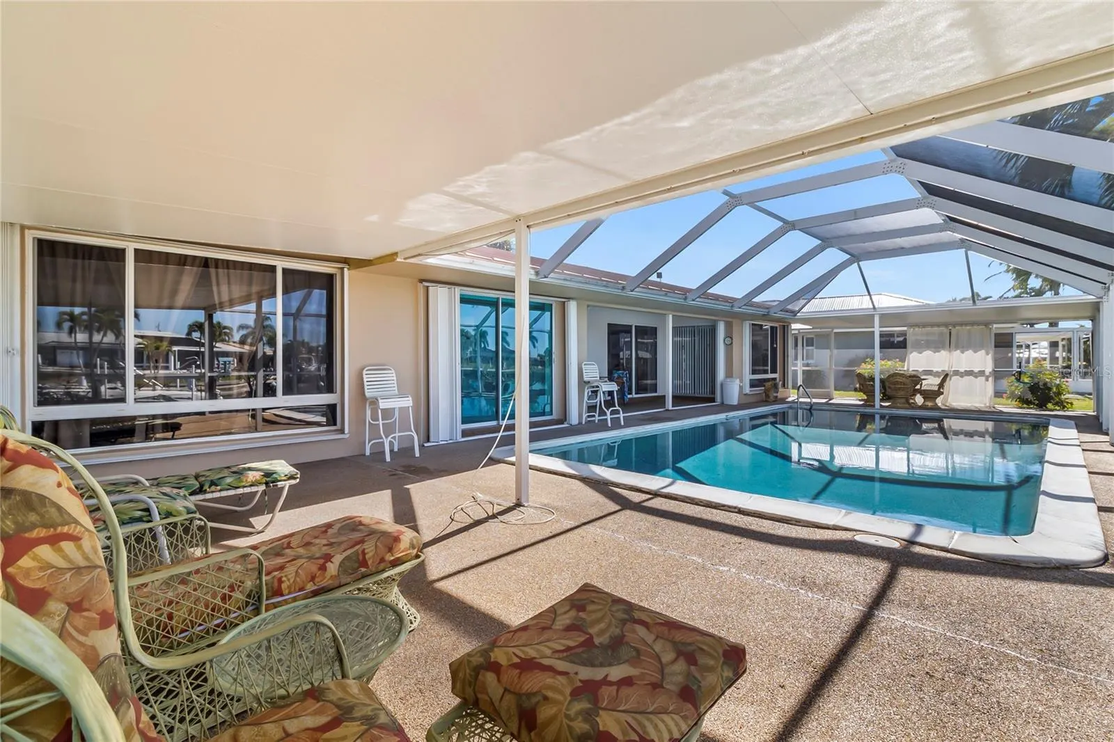 3019 GUADALUPE DR