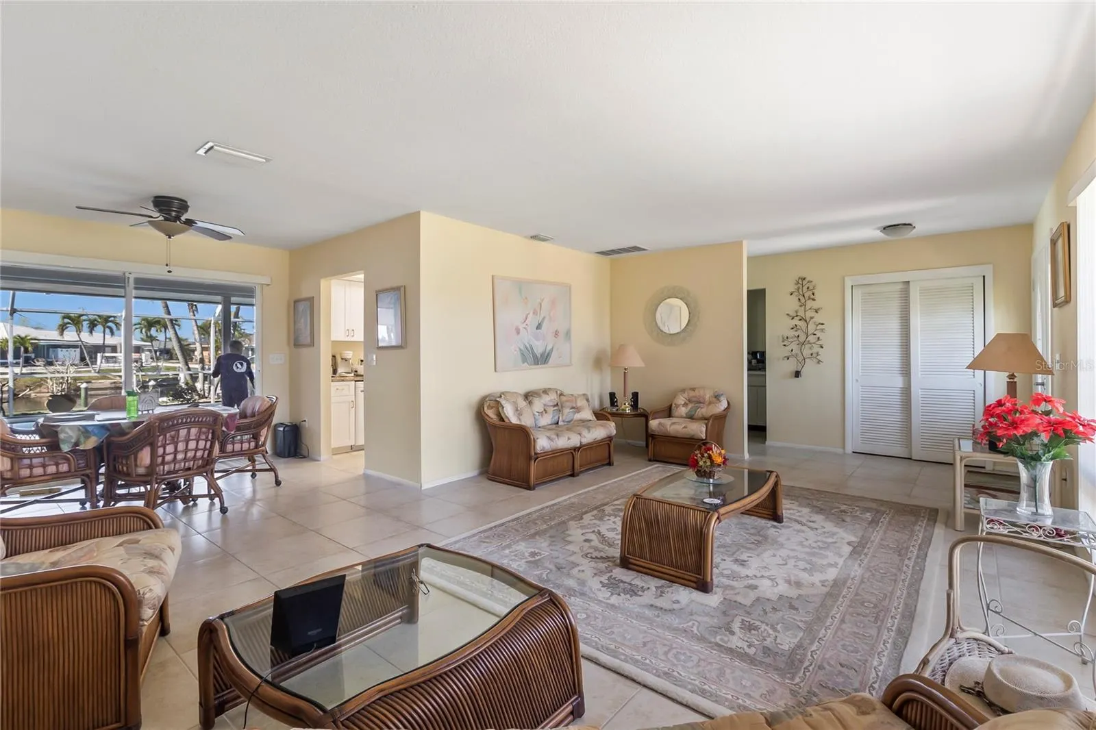 3019 GUADALUPE DR