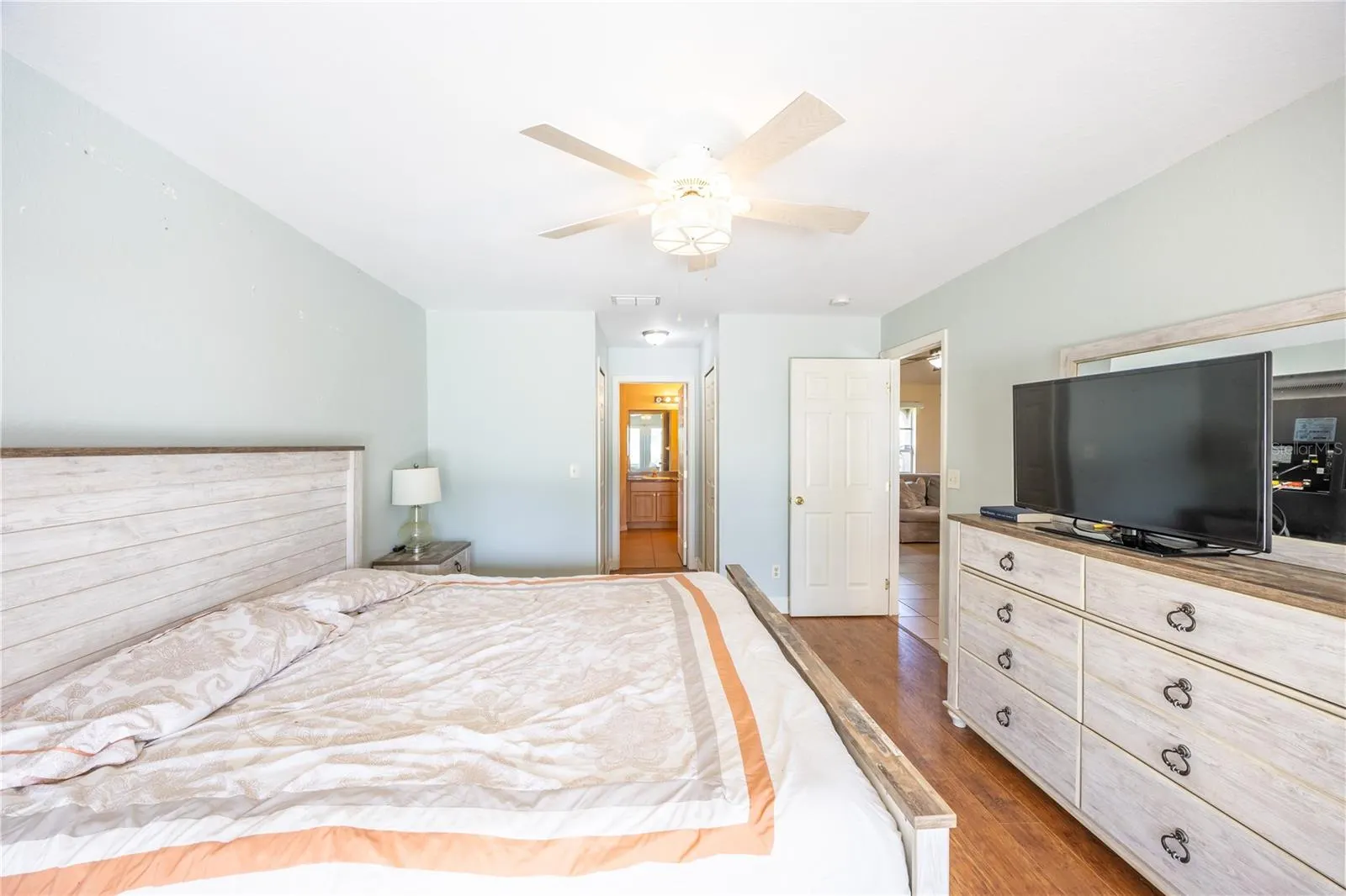 334 NE 17TH ST