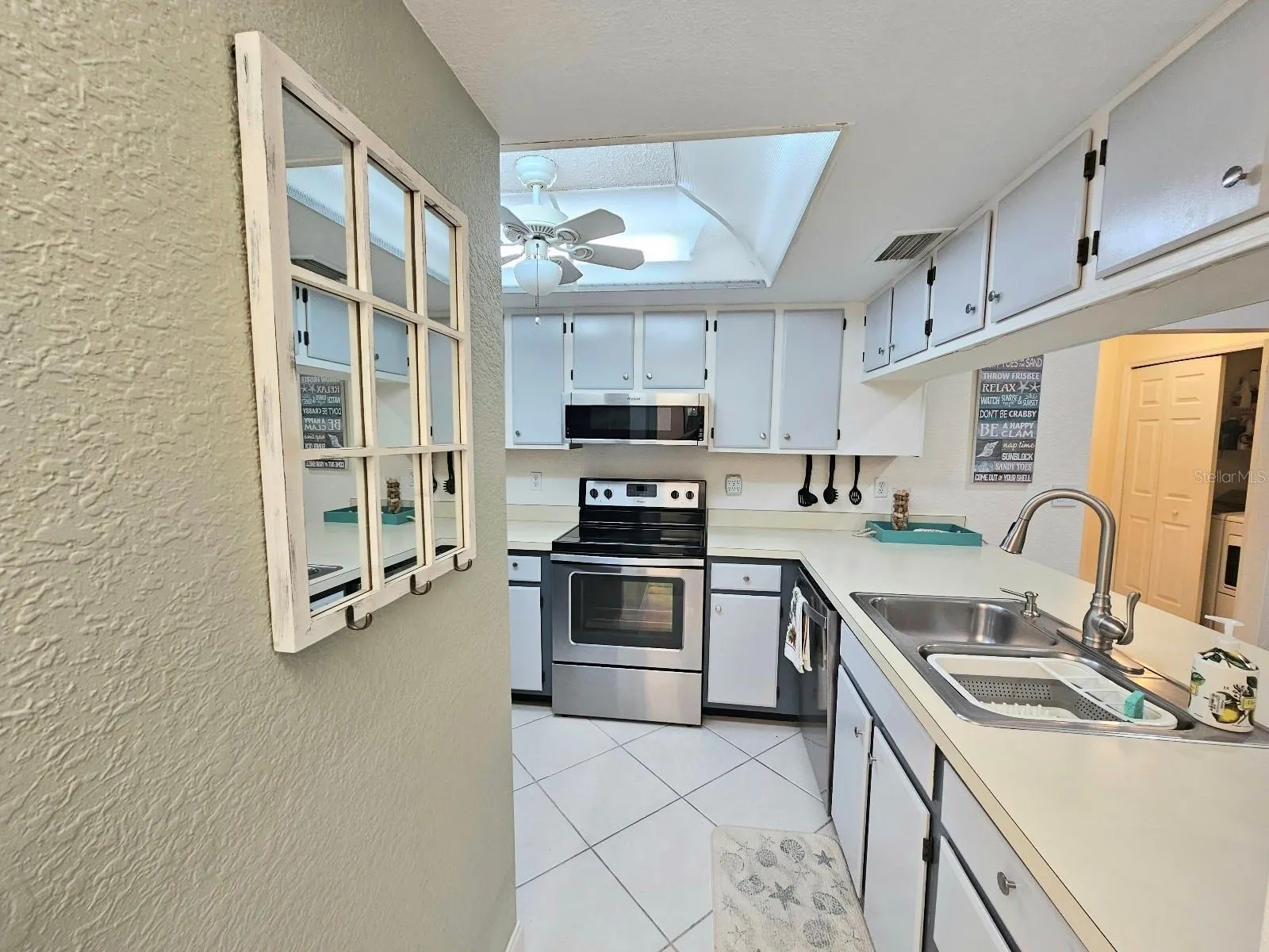 4048 OAKVIEW DR #F2-3, #F2-3