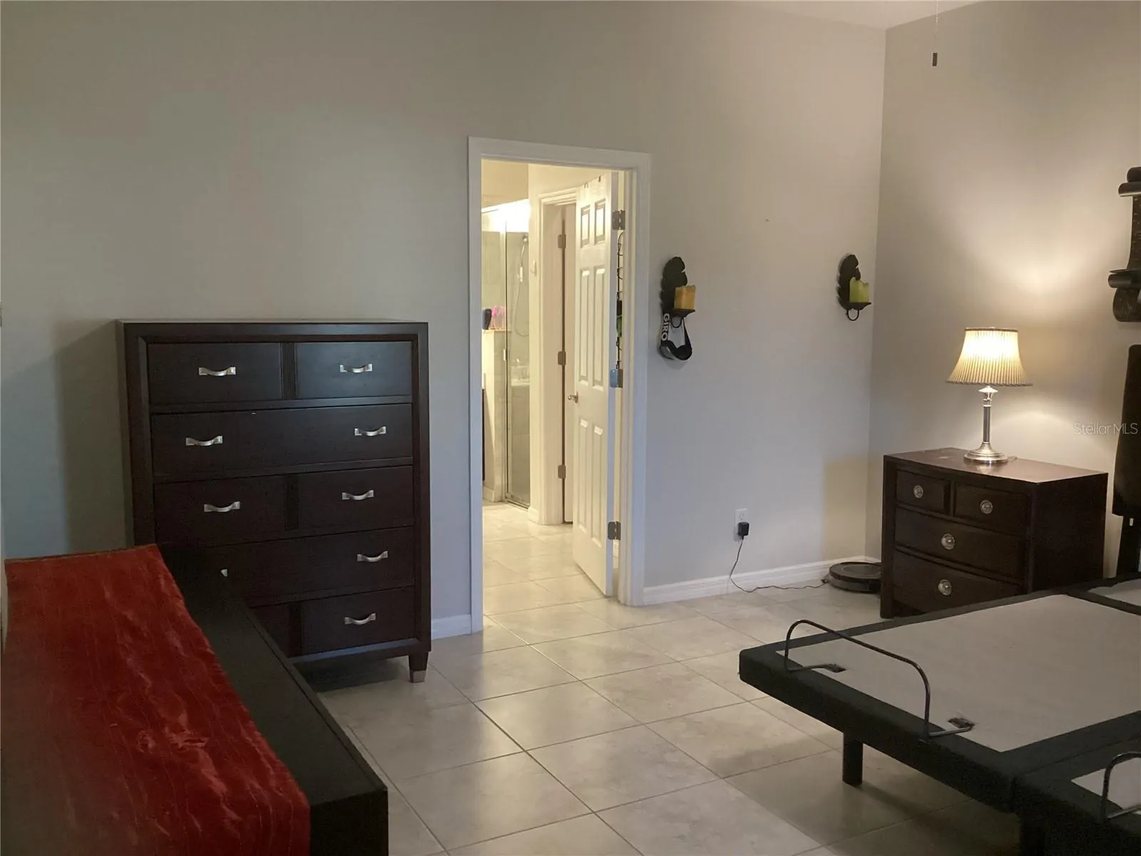 244 SURINAM ST