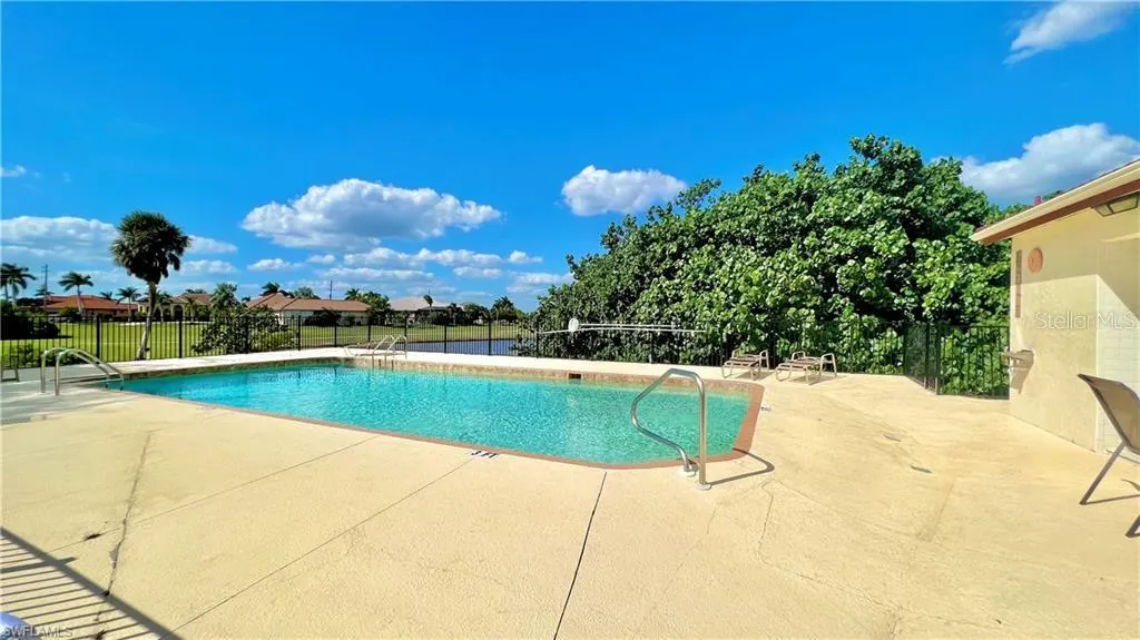 1640 ATARES DR #31, #31