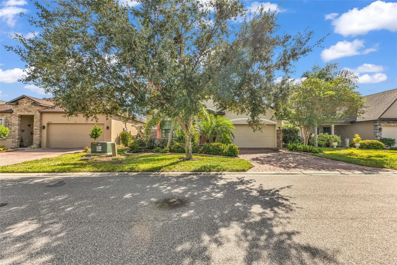 4093 RIVER BANK WAY