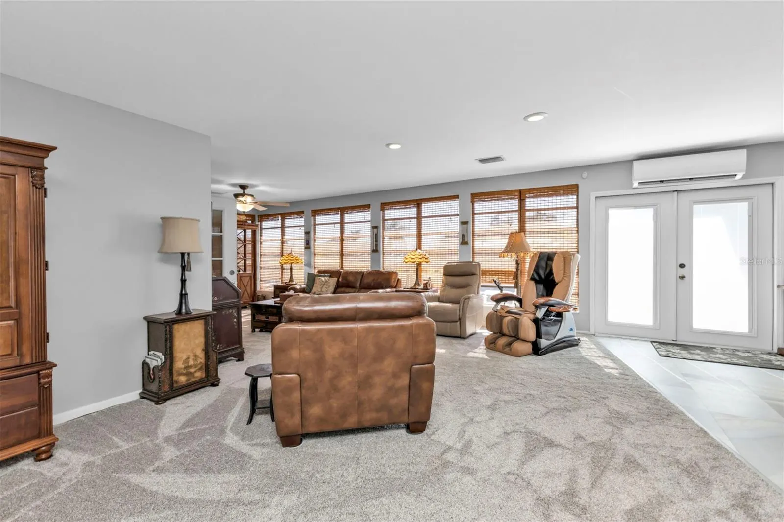 27409 VOYAGEUR DR