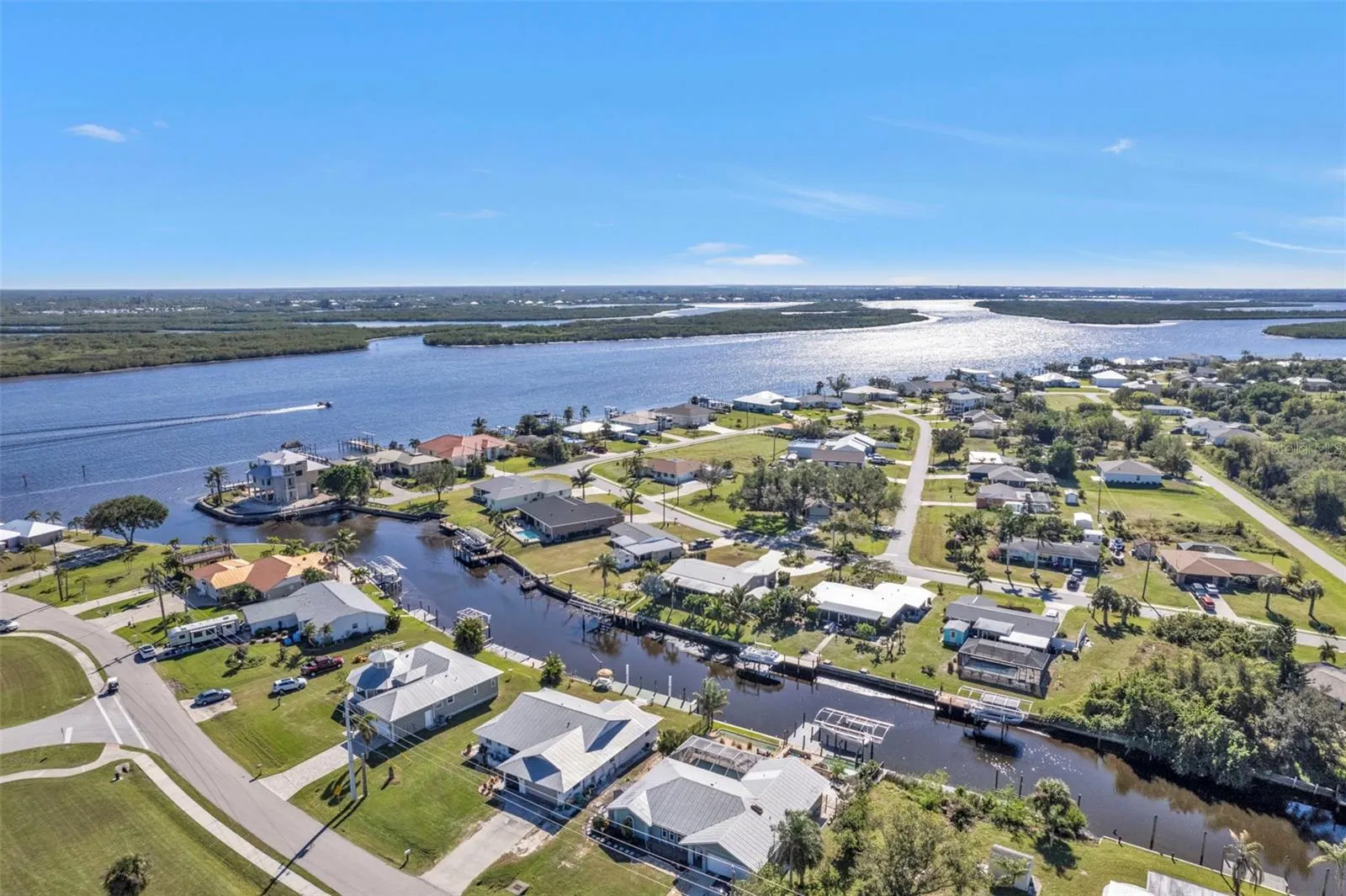 27409 VOYAGEUR DR