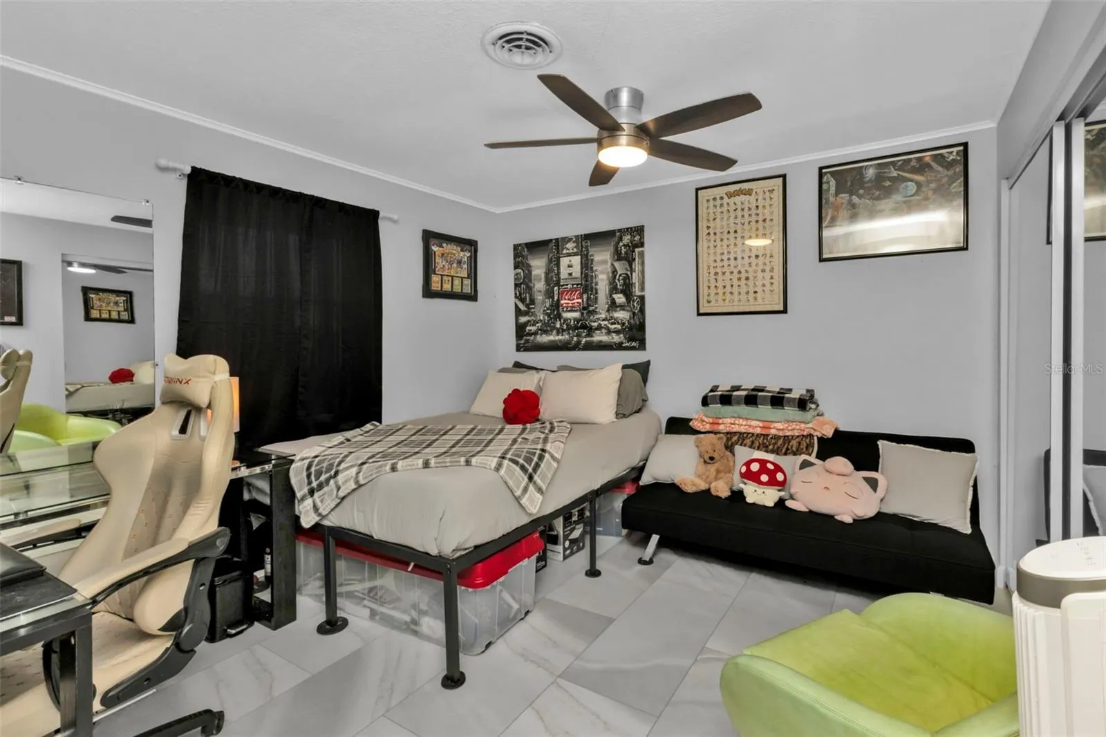 27409 VOYAGEUR DR