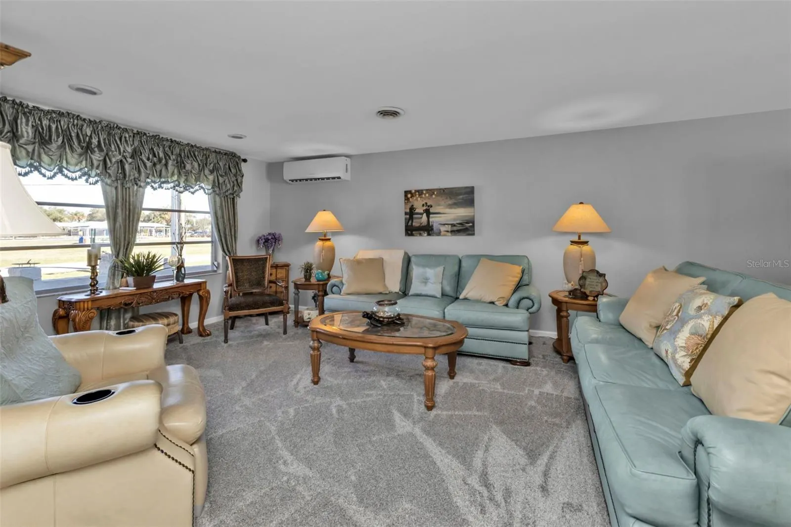 27409 VOYAGEUR DR
