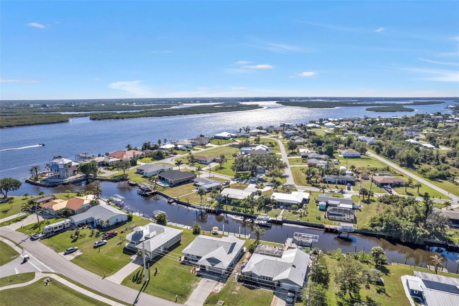 27409 VOYAGEUR DR