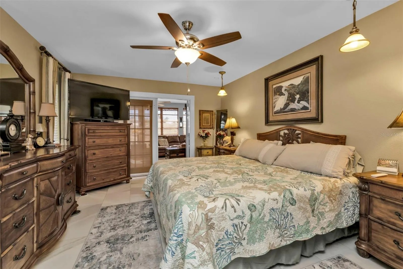 27409 VOYAGEUR DR