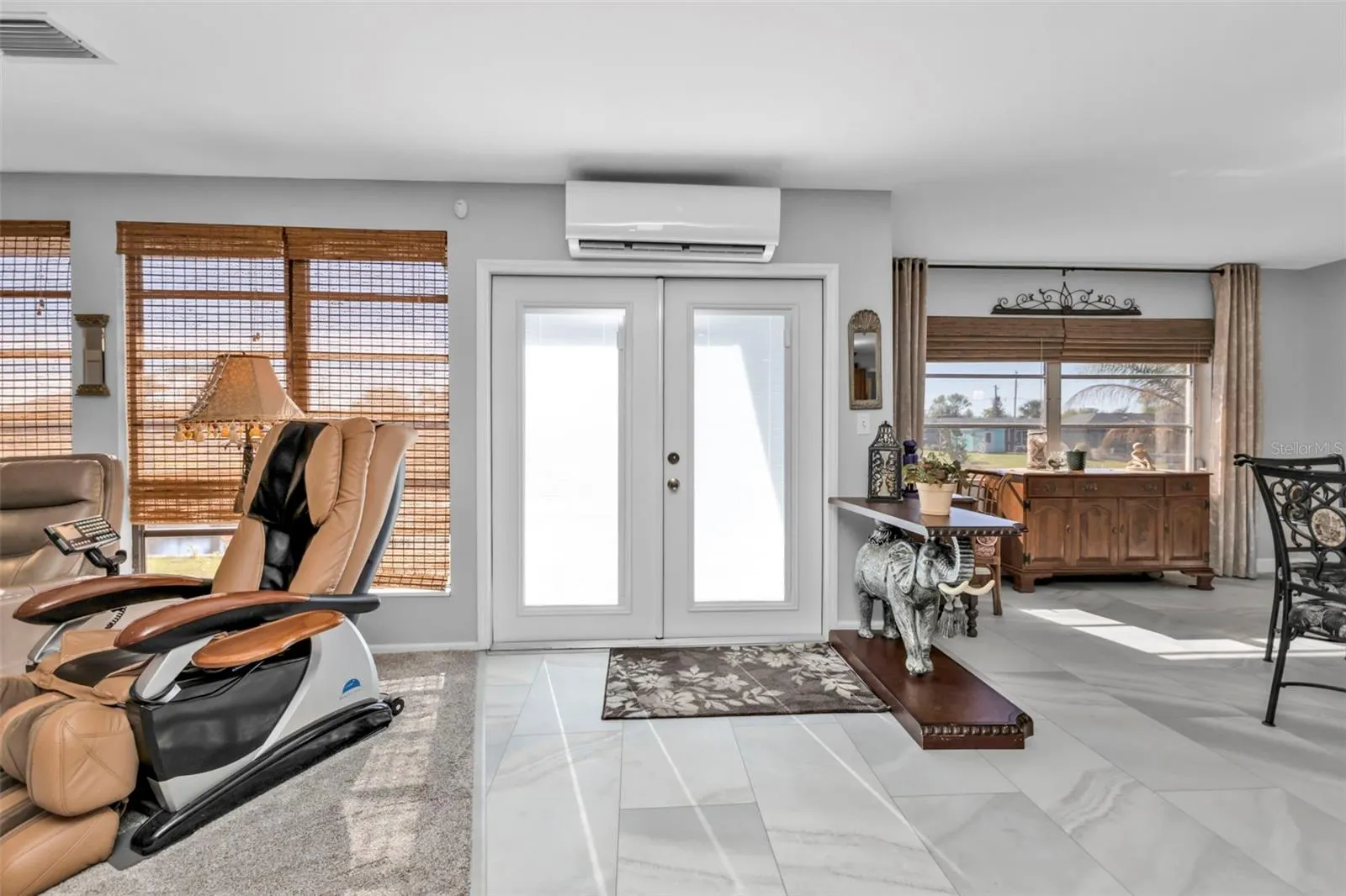 27409 VOYAGEUR DR
