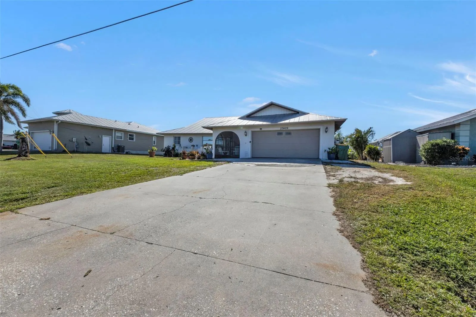 27409 VOYAGEUR DR