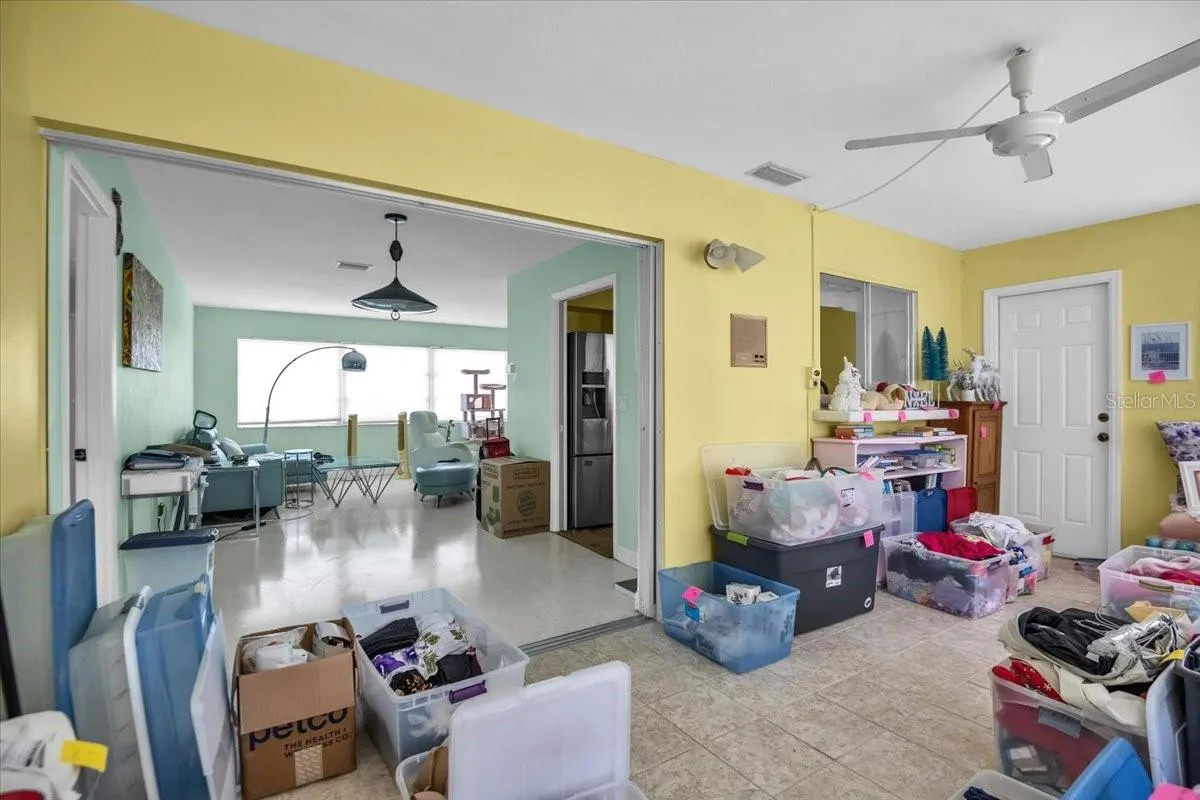 371 PEPPERTREE RD