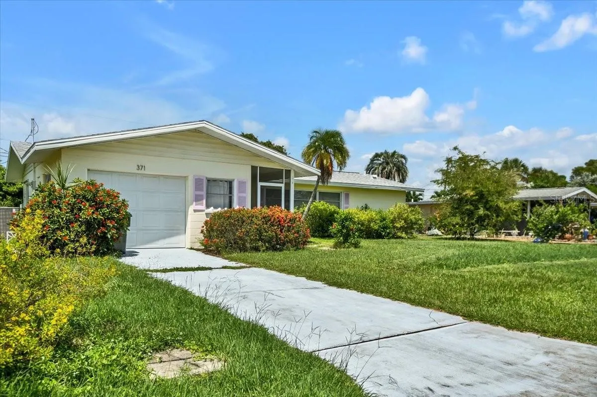 371 PEPPERTREE RD