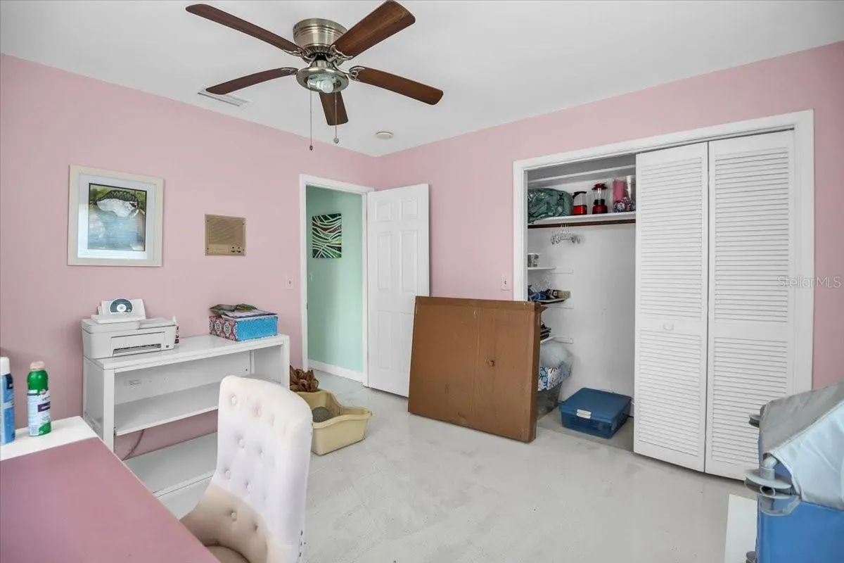 371 PEPPERTREE RD