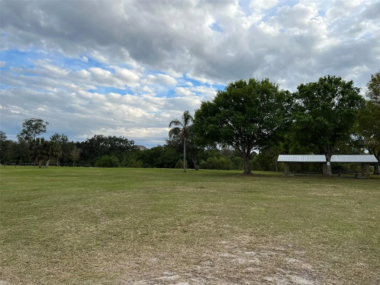 36 VINE CIR