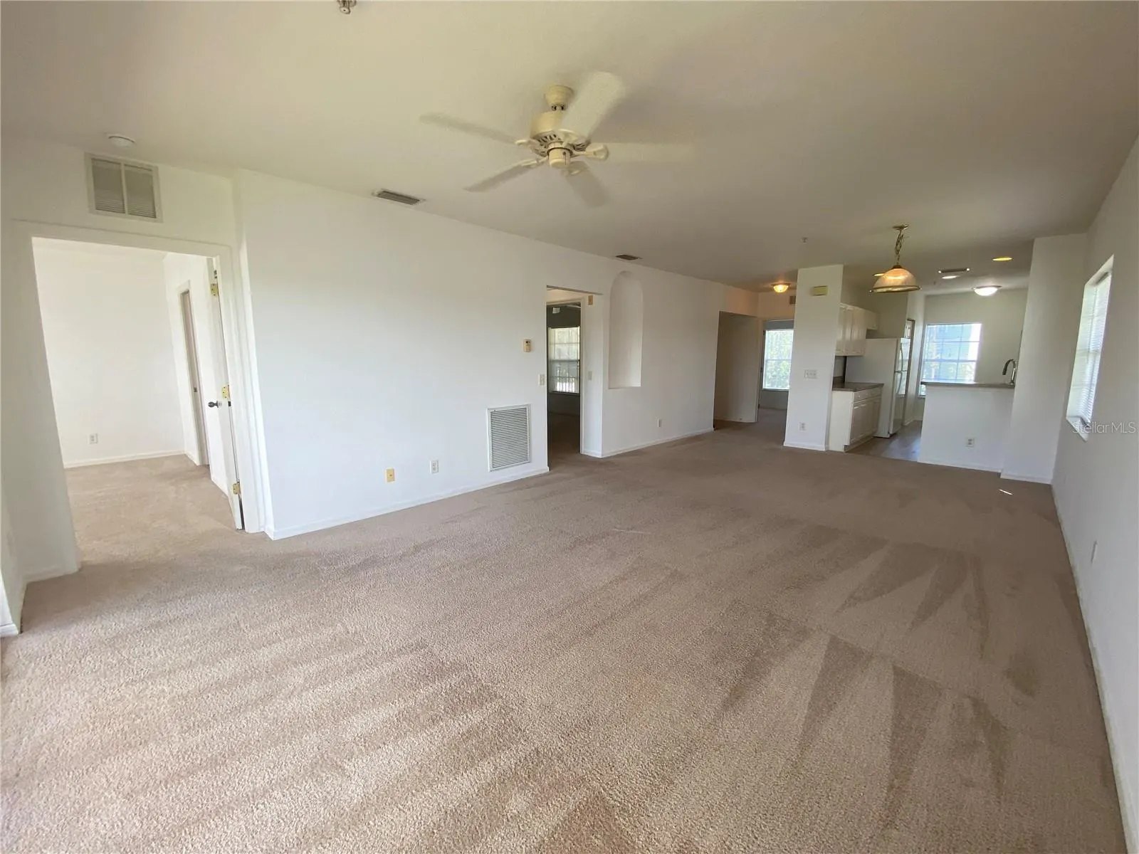 2140 HERON LAKE DR #201, #201