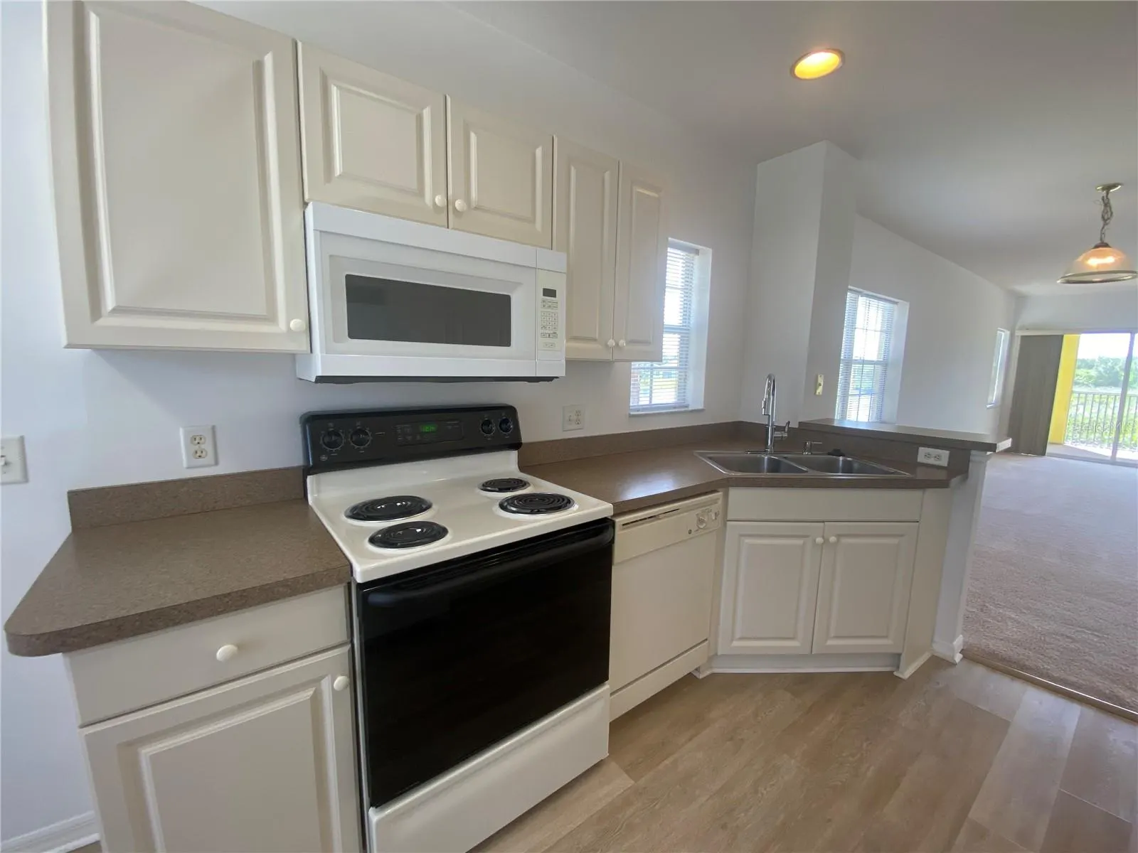 2140 HERON LAKE DR #201, #201
