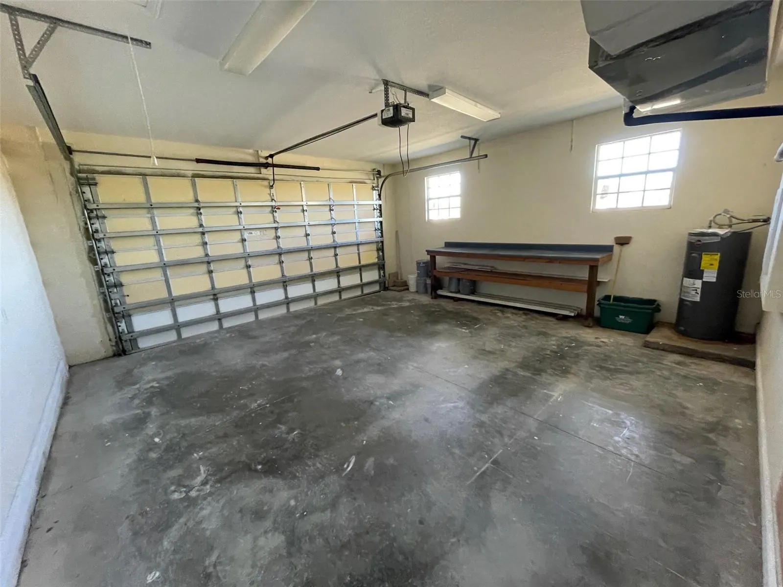 10365 PENDLETON AVE