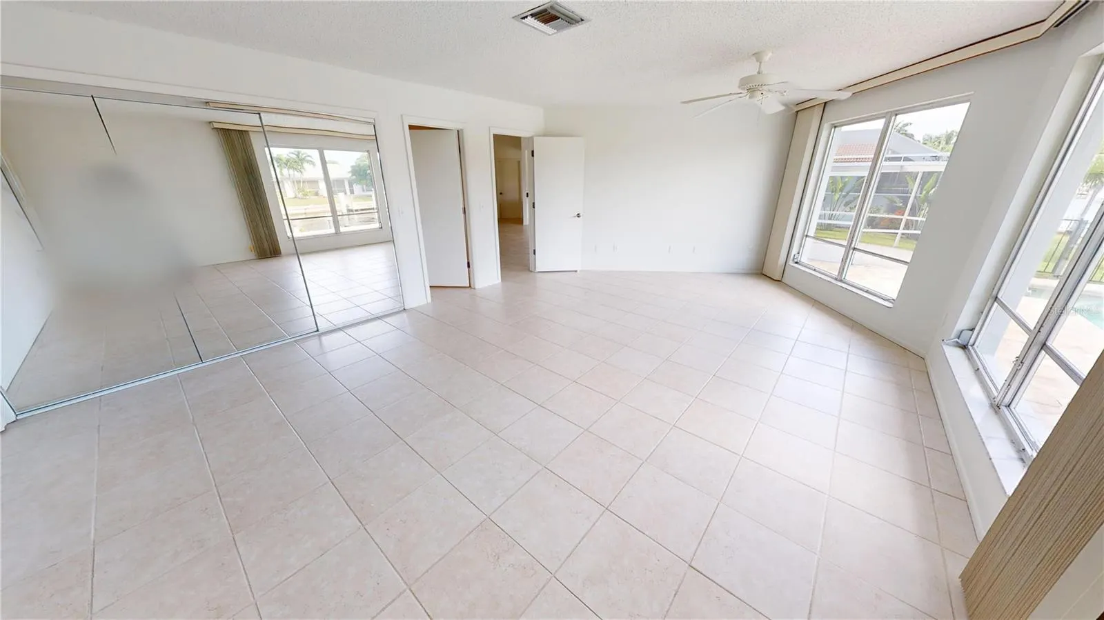65 OCEAN DR
