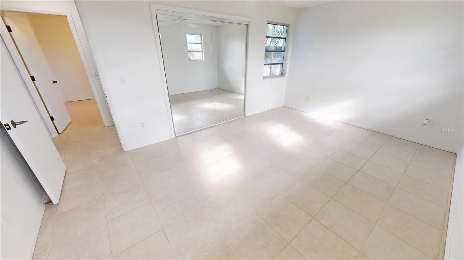 65 OCEAN DR
