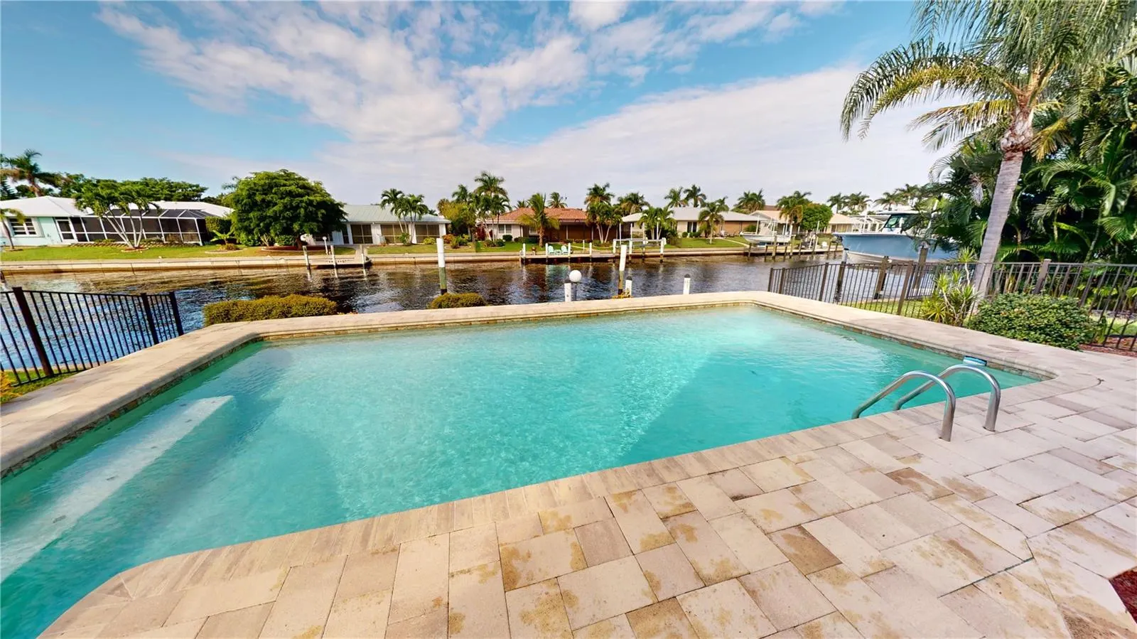 65 OCEAN DR